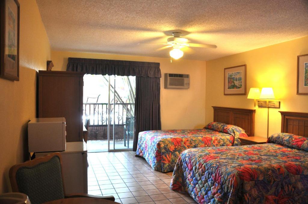 By The Beach Motel - Cocoa Beach Ruang foto